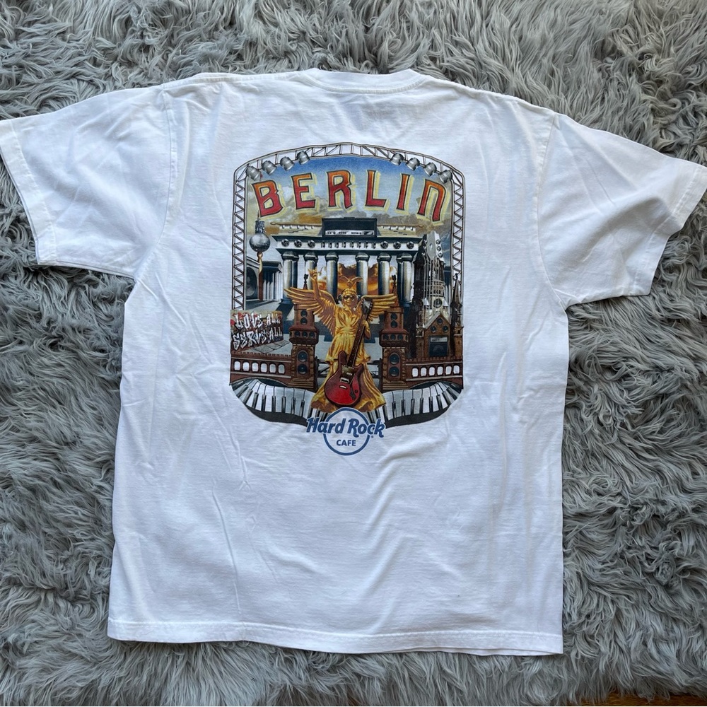 Hard Rock Cafe Berlin Tee - Picture 2 of 8